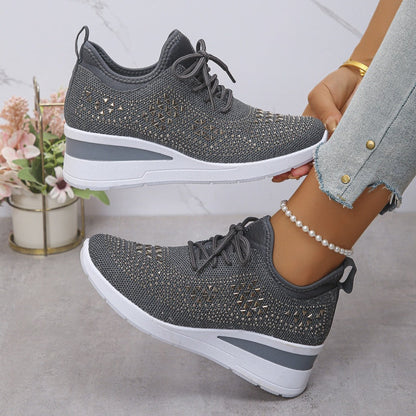 👟 Rhinestones-Embellished Breathable Mesh Sneakers – Sparkle Design, Airy Comfort & Grippy Soles ✨