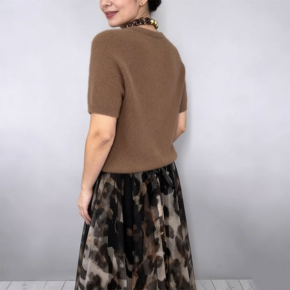 🔥Women's Two-Piece Sweater & Leopard Flowy Skirt Set