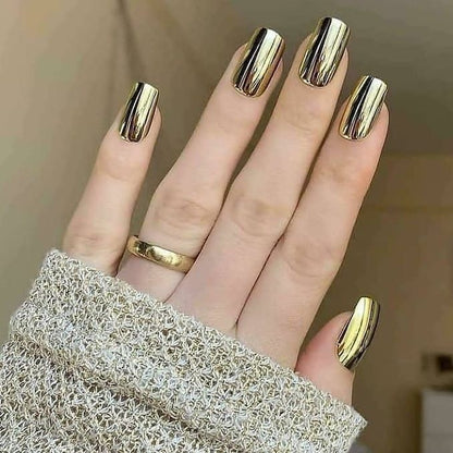Glamorous Metallic Mirror Nail Polish