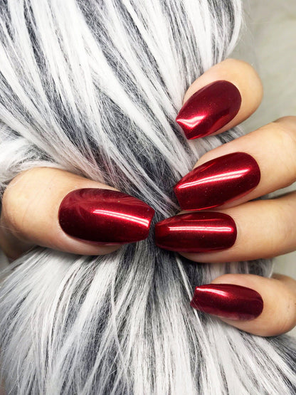 Glamorous Metallic Mirror Nail Polish